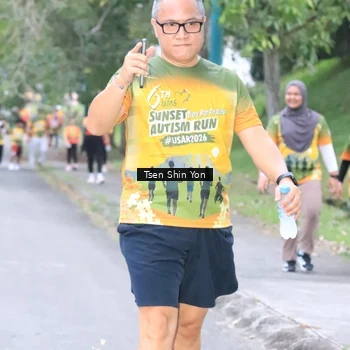 Runner Photo 8826395