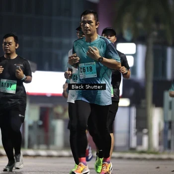 Runner Photo 8826396