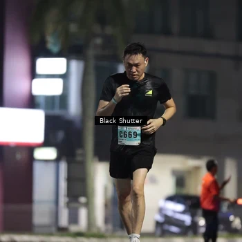 Runner Photo 8826542