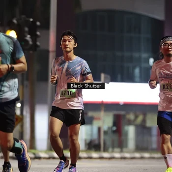 Runner Photo 8826855