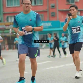 Runner Photo 8826901