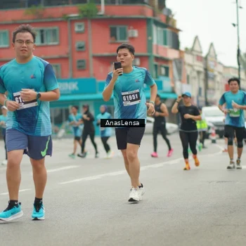 Runner Photo 8826902