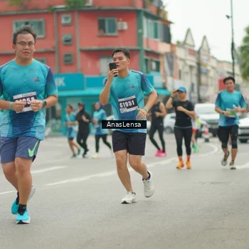 Runner Photo 8826917