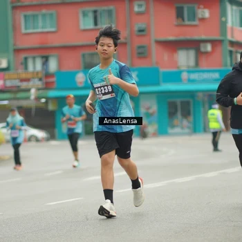 Runner Photo 8827053