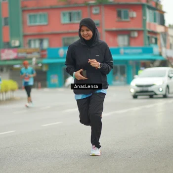 Runner Photo 8827115
