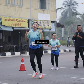 Runner Photo 8827163