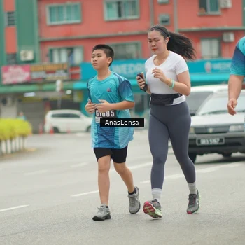 Runner Photo 8827244