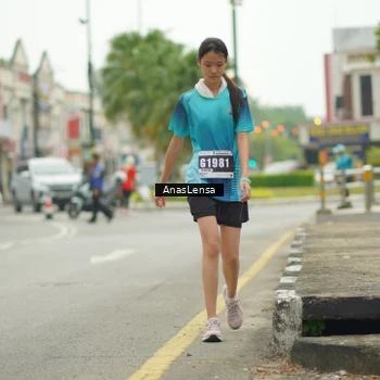 Runner Photo 8827287
