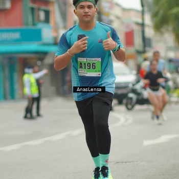 Runner Photo 8827436