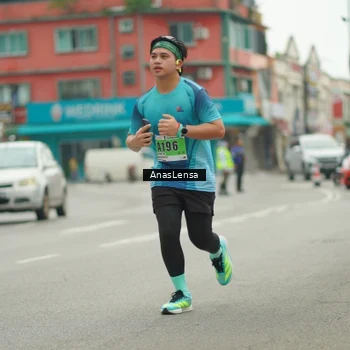 Runner Photo 8827446