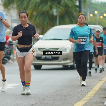 Runner Photo 8827476