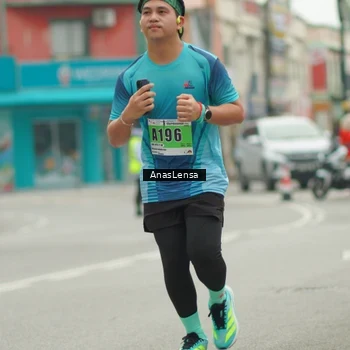 Runner Photo 8827481