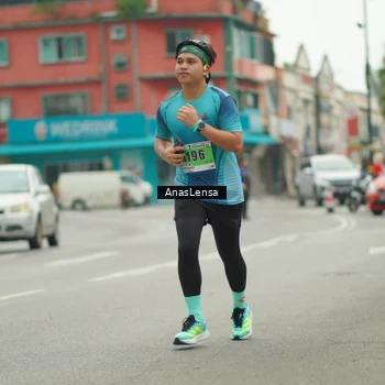 Runner Photo 8827483
