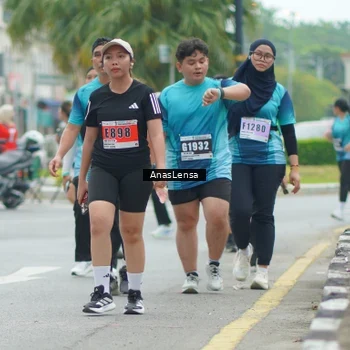Runner Photo 8827682