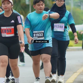 Runner Photo 8827691