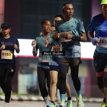 Runner Photo 8827701