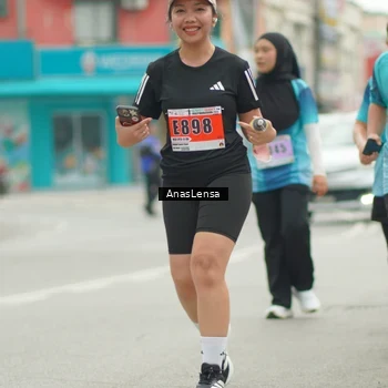 Runner Photo 8827752