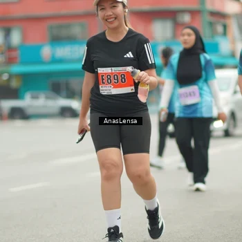 Runner Photo 8827836