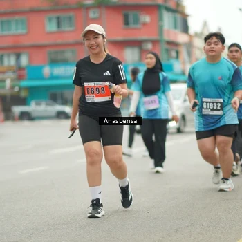 Runner Photo 8827843