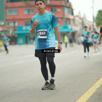 Runner Photo 8827992