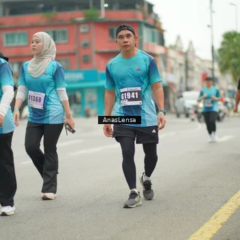 Runner Photo 8827995