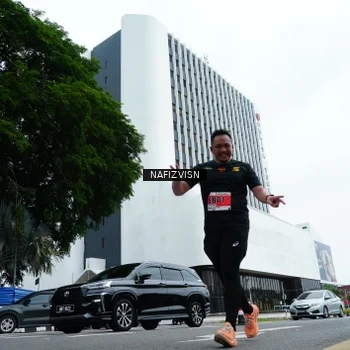 Runner Photo 8828072