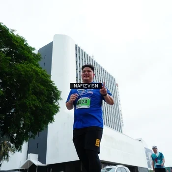 Runner Photo 8828108