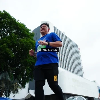 Runner Photo 8828112