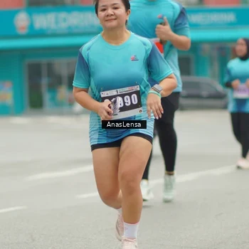 Runner Photo 8828114