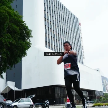 Runner Photo 8828170