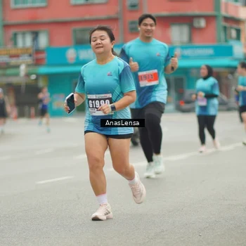 Runner Photo 8828173