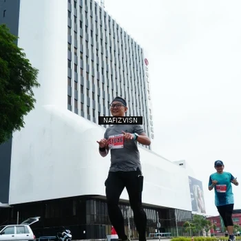 Runner Photo 8828198