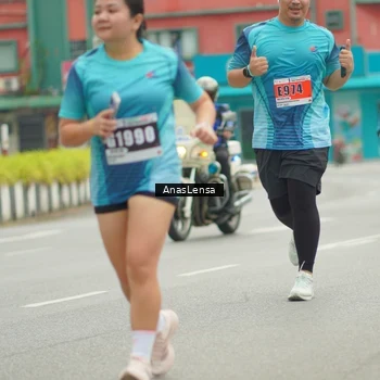 Runner Photo 8828210