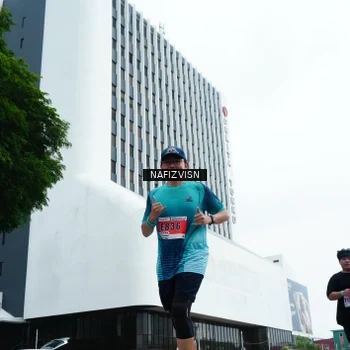 Runner Photo 8828215