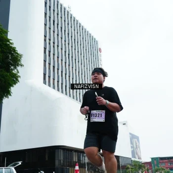 Runner Photo 8828234