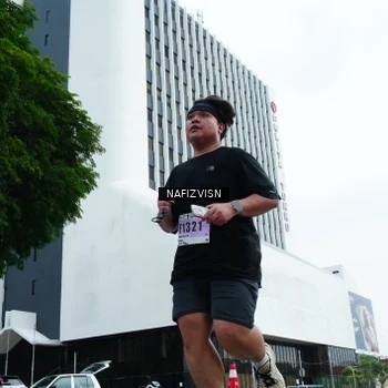 Runner Photo 8828240