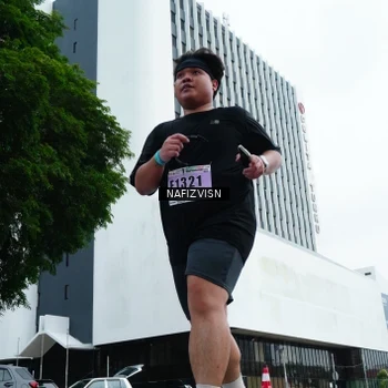 Runner Photo 8828247