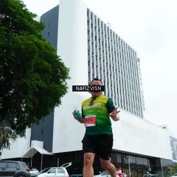Runner Photo 8828316