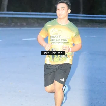 Runner Photo 8828319