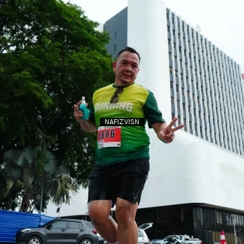 Runner Photo 8828343