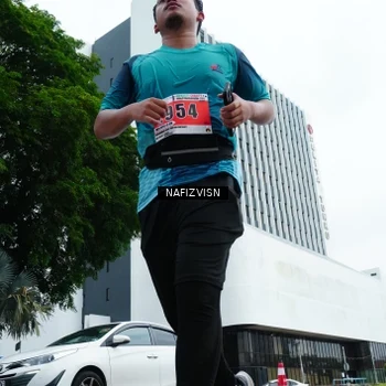 Runner Photo 8828366