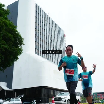 Runner Photo 8828403