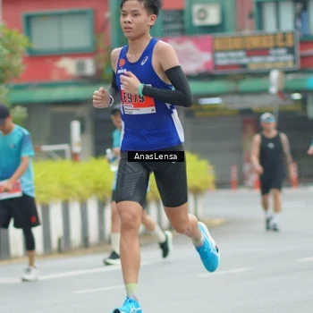 Runner Photo 8828412