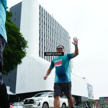 Runner Photo 8828418