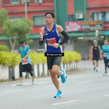 Runner Photo 8828421