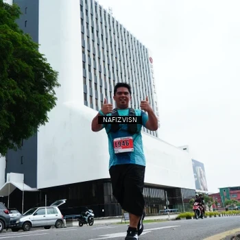 Runner Photo 8828431
