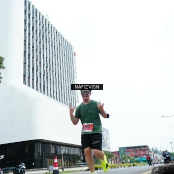 Runner Photo 8828444