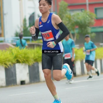 Runner Photo 8828454