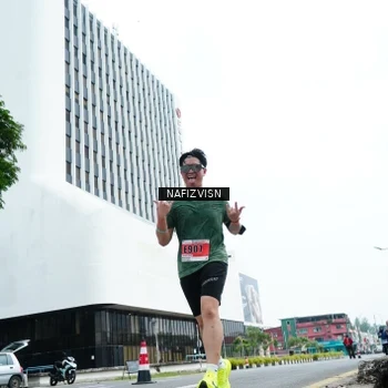 Runner Photo 8828480