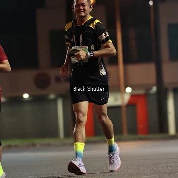 Runner Photo 8828485